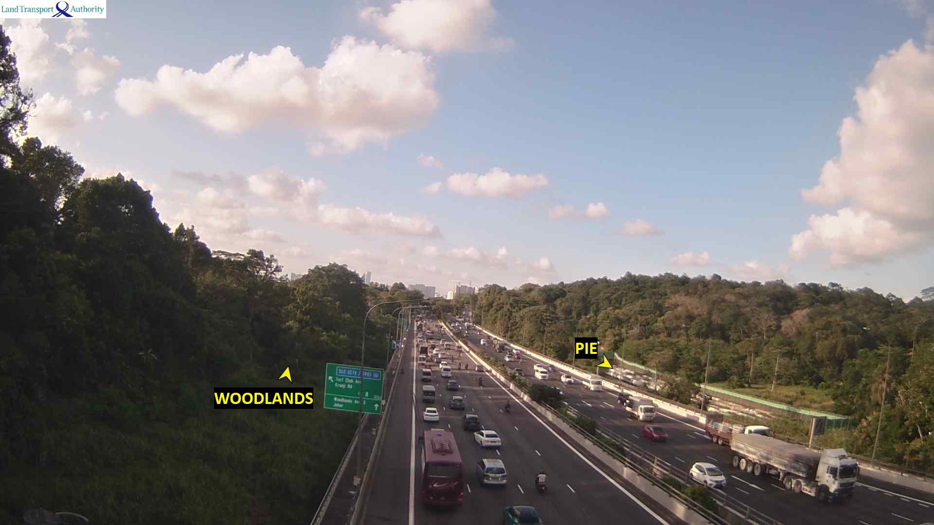 Live Traffic Image of Entrance from Mandai Rd (Towards Checkpoint)