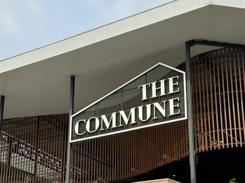 THE COMMUNE Lifestyle Mall